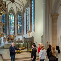 Musikalische Kirchenführung durch die Martinskirche für Menschen mit Demenz